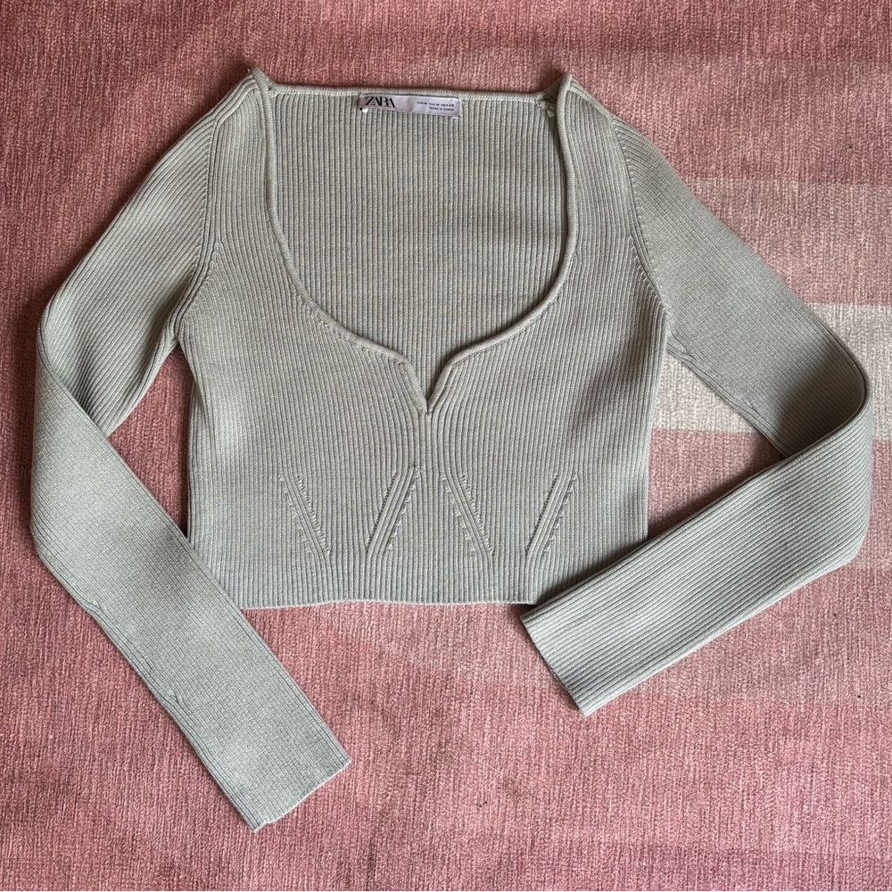 Zara Women's Ribbed Sweater - Light Green